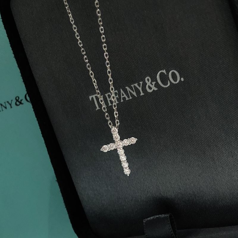 T*f*ny necklaces